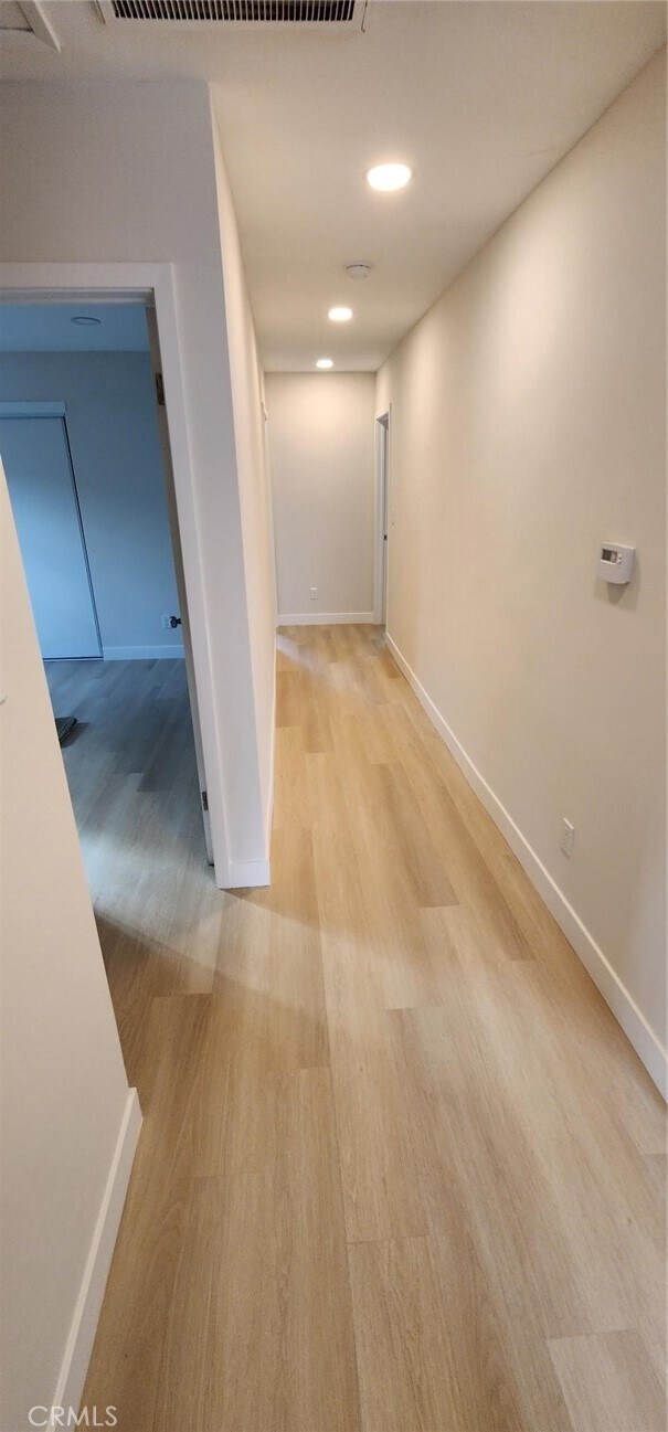 Building Photo - 3168 Sanchez St N