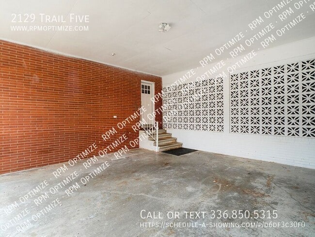 Building Photo - 2129 Trail Five