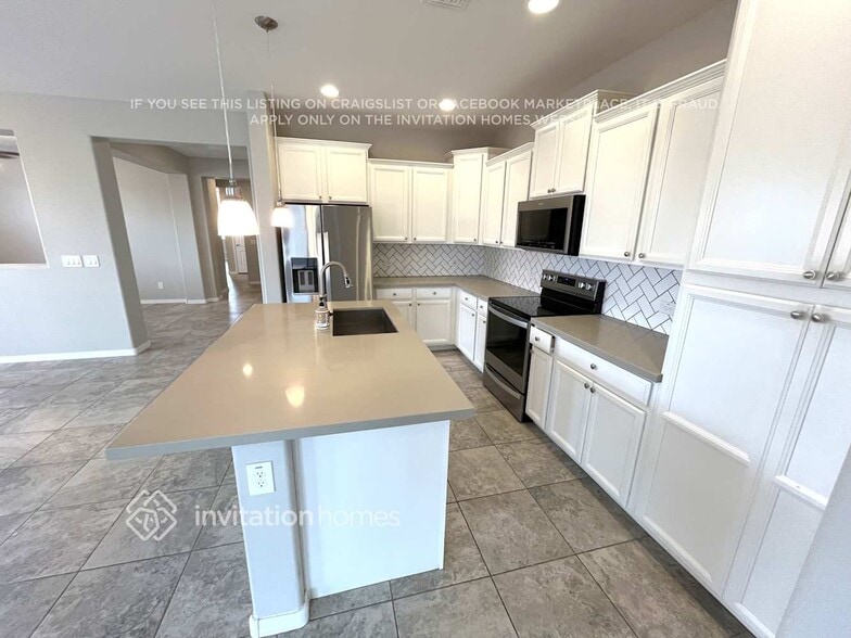 Building Photo - 22316 N 180th Dr