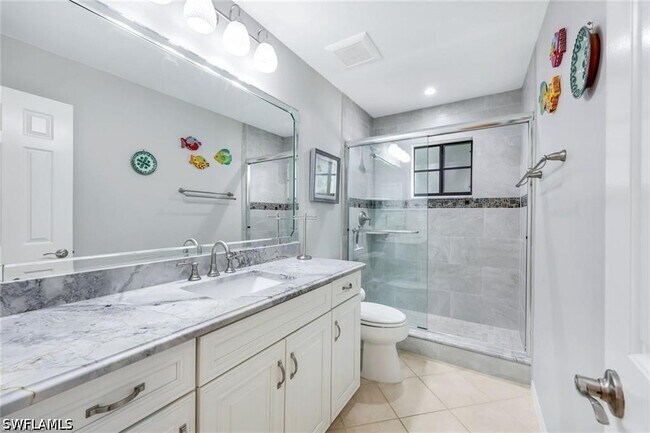 Building Photo - 6555 Valen Way
