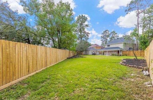 Building Photo - 6018 Gnarled Oaks Ct