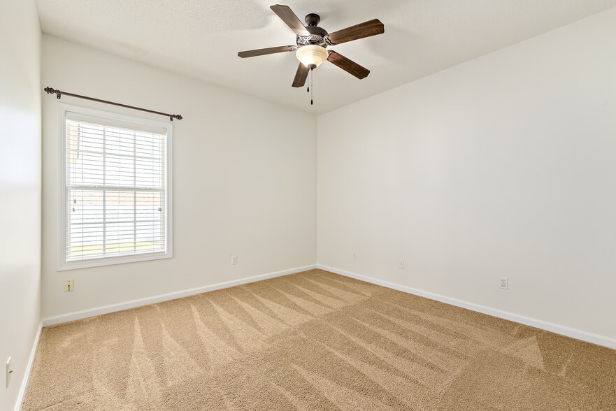 Bedroom 1 - 184 Concord Ave