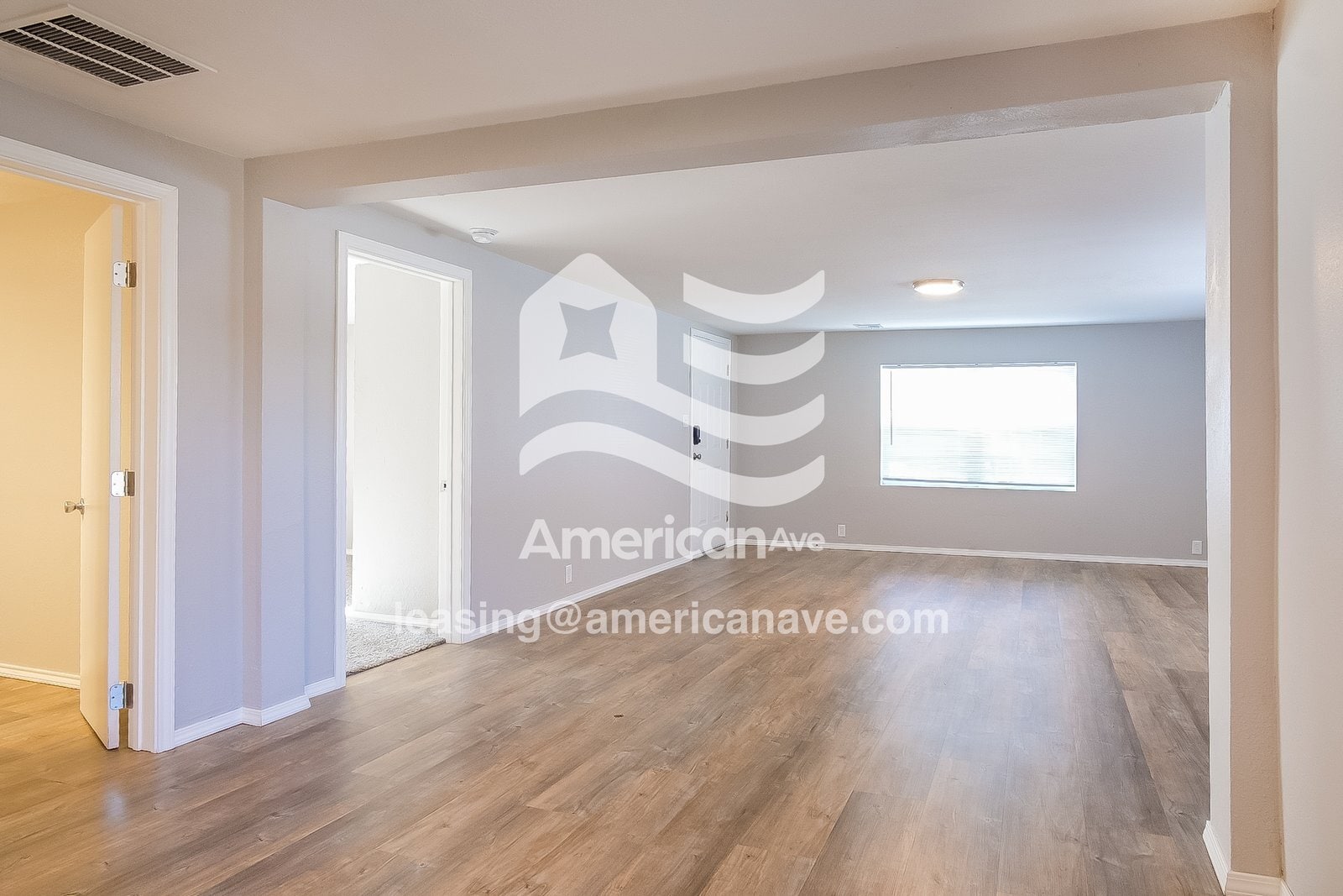 Building Photo - 1621 S Park St