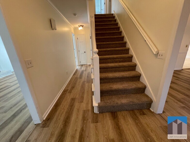 Building Photo - 1501 Eryn Cir