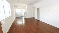 Building Photo - 1405 Ocean Park Blvd