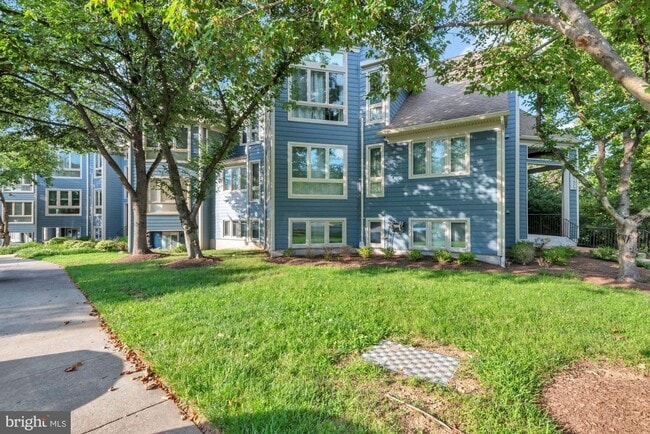 Primary Photo - 2 Bedroom Condo Ellicott City