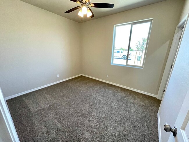 Building Photo - Beautiful 2024 Built 3 Bedroom Home in Legacy Ranch!