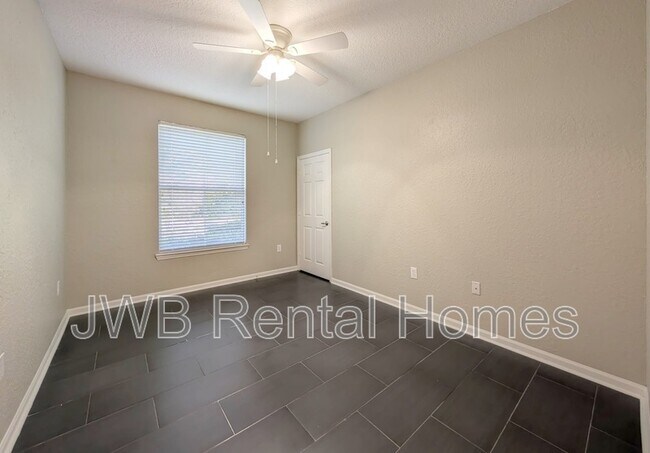 Building Photo - 8539 Gate Pkwy W