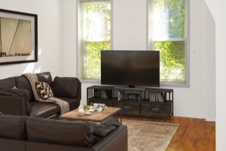 Living Area - 1428 N Greenview Ave
