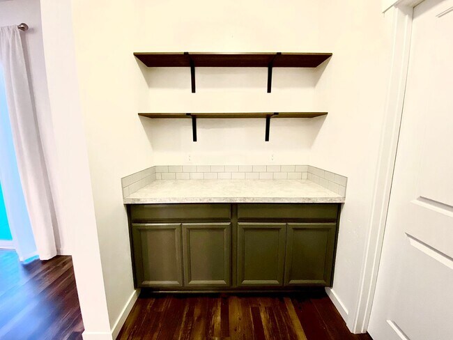 Building Photo - Beautiful 4 Bedroom, 4 Car Garage With Small Trailer Parking in Star - Available NOW