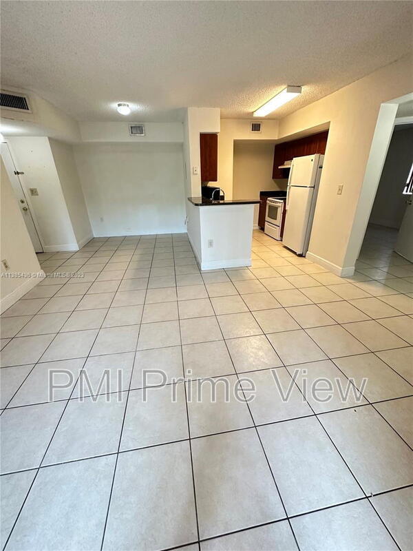 Building Photo - 15231 SW 80th St