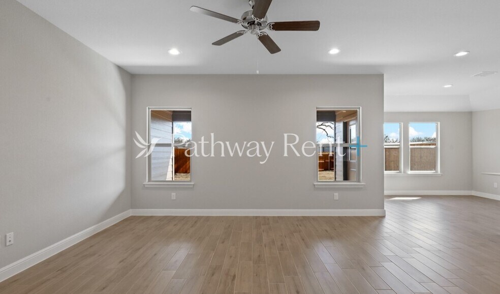 Building Photo - 1725 Reverie Rd