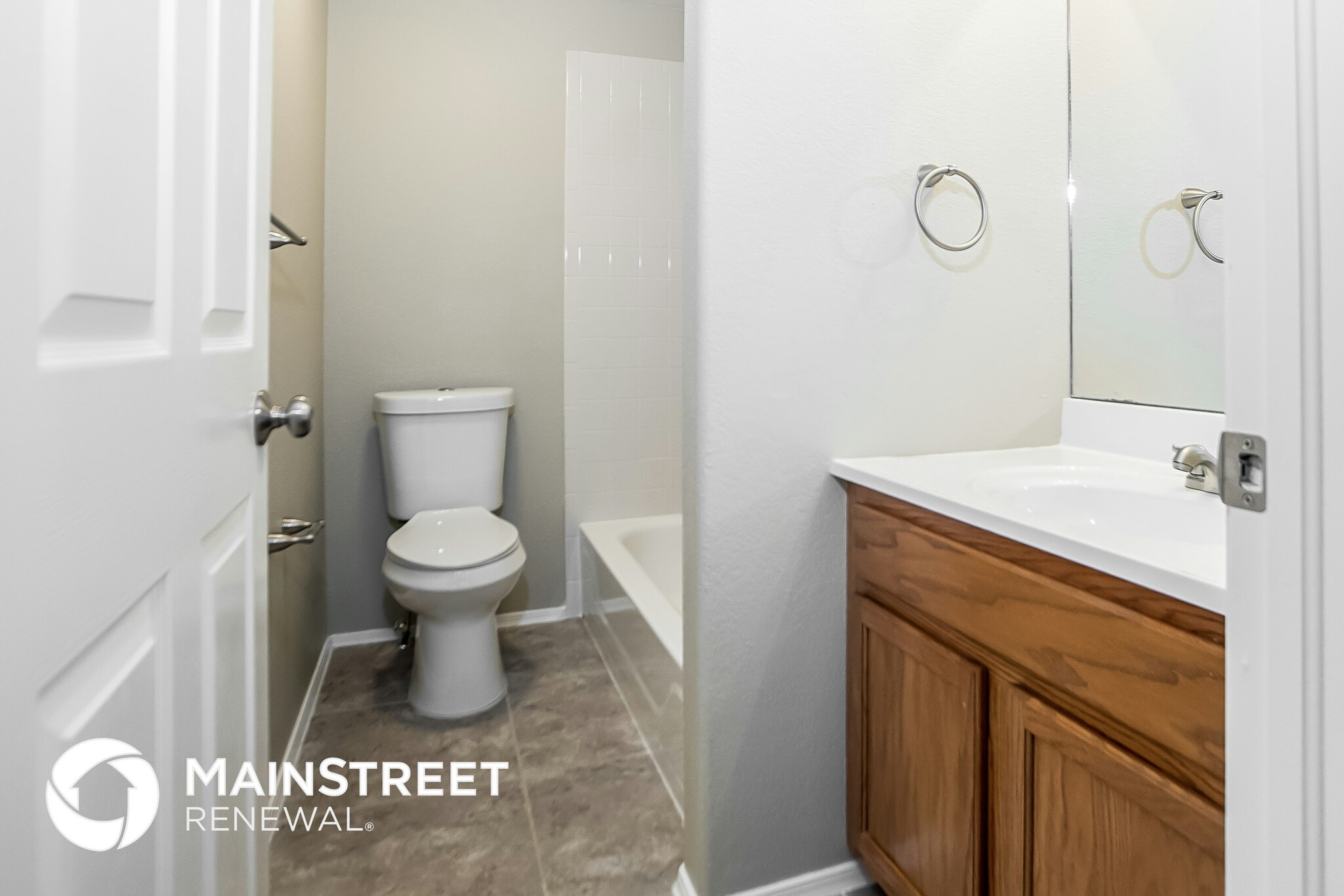 Building Photo - 5030 Beechvale Dr