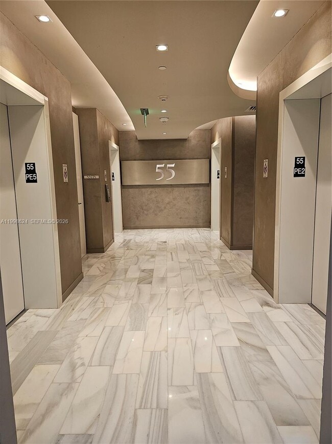 Building Photo - 1000 Brickell Plaza