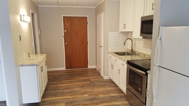 Building Photo - 40 Cochituate Rd