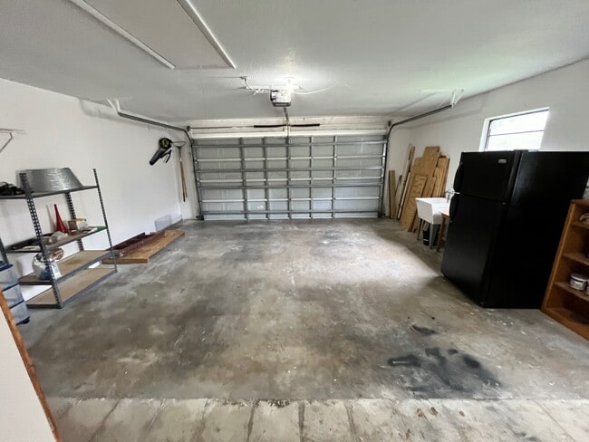 Building Photo - 103 Fox Ridge Rd