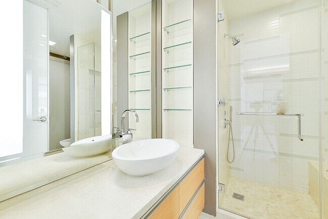 Building Photo - Veer Towers 504W-CityCenter/Aria Fountain ...
