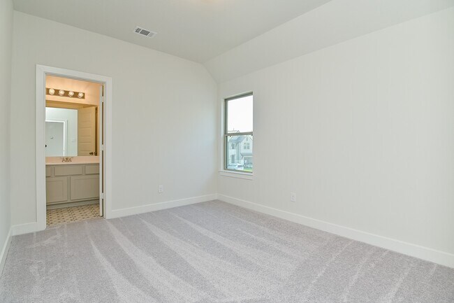 Building Photo - 7207 Winterberry Gln Ln