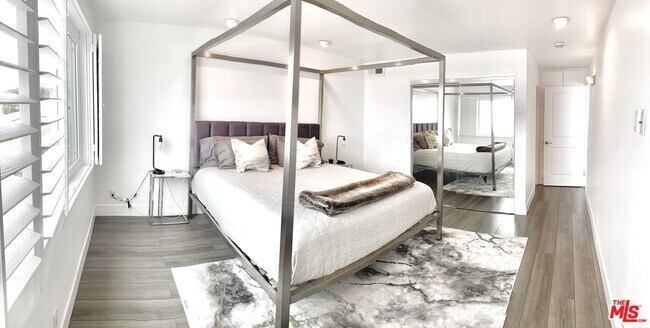 Building Photo - 18203 Coastline Dr