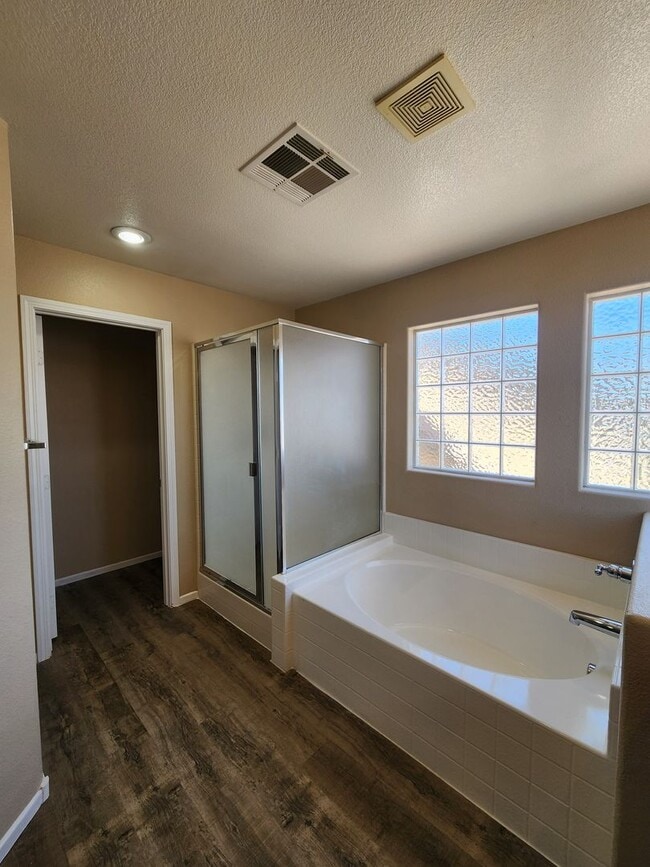 Building Photo - 7748 Cascade Bluffs Ct