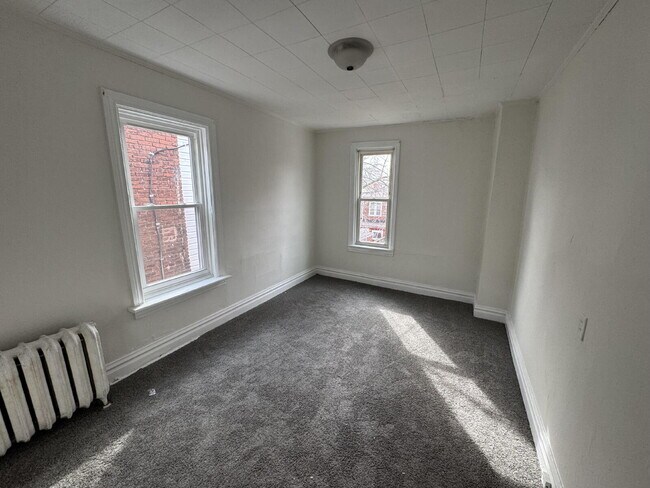 Building Photo - 1615 Naudain St