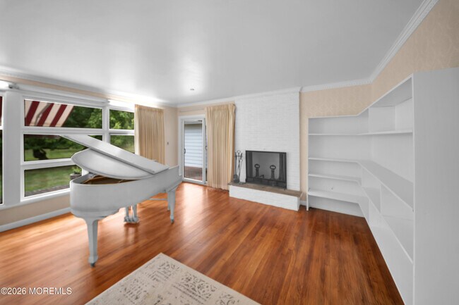 Building Photo - 170 Bingham Ave