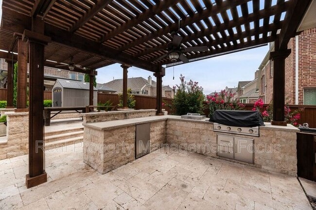 Building Photo - 3625 Funston Dr