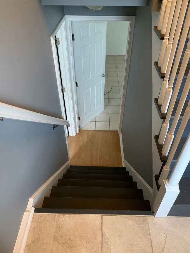 Building Photo - COMING SOON! Beautiful 4 Bedroom Home in M...