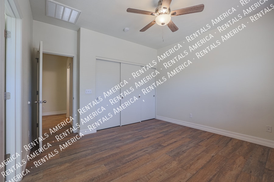 Building Photo - 21821 E Gold Canyon Dr