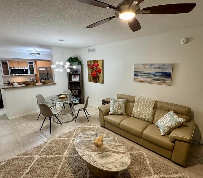 Building Photo - 625 Casa Loma Blvd