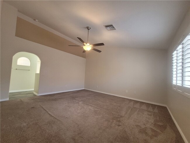 Building Photo - 2986 Ladera Dr