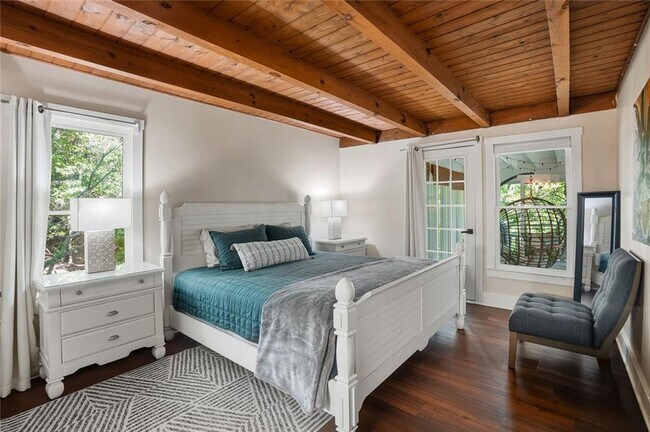 Building Photo - 203 Wild Azalea Cir