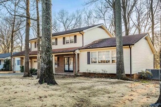 Building Photo - 12224 Chicamauga Trail SE
