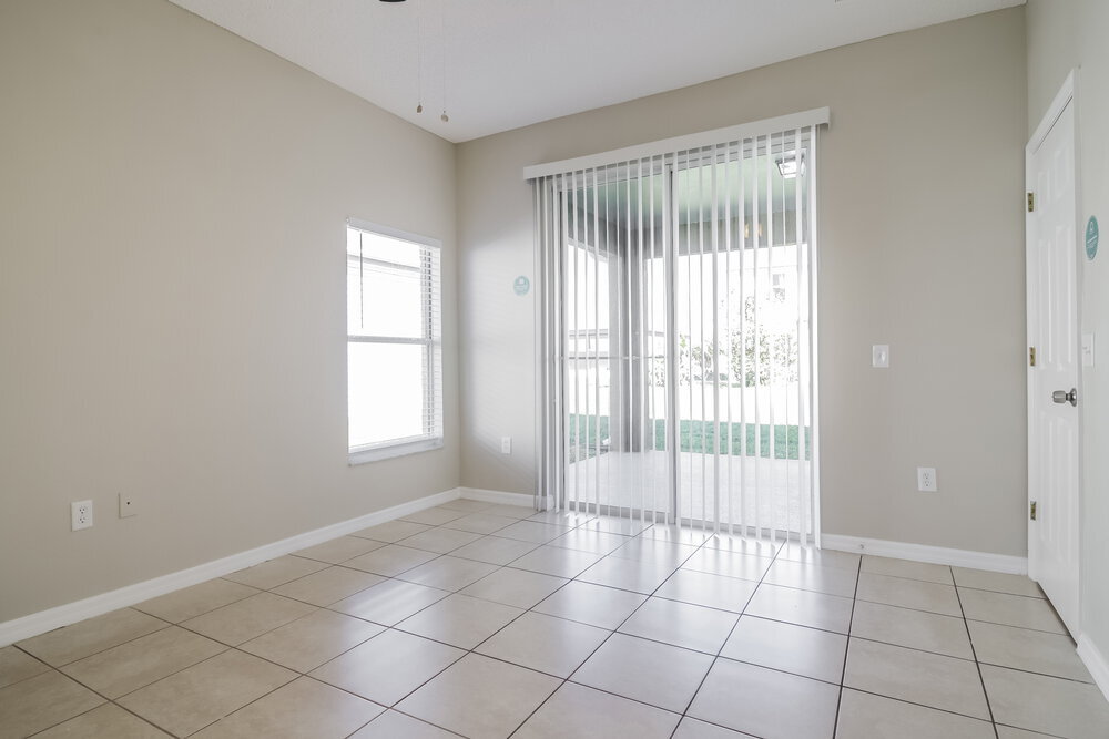 Building Photo - 562 Bristol Cir