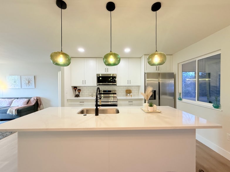 Building Photo - 4770 Newton Dr