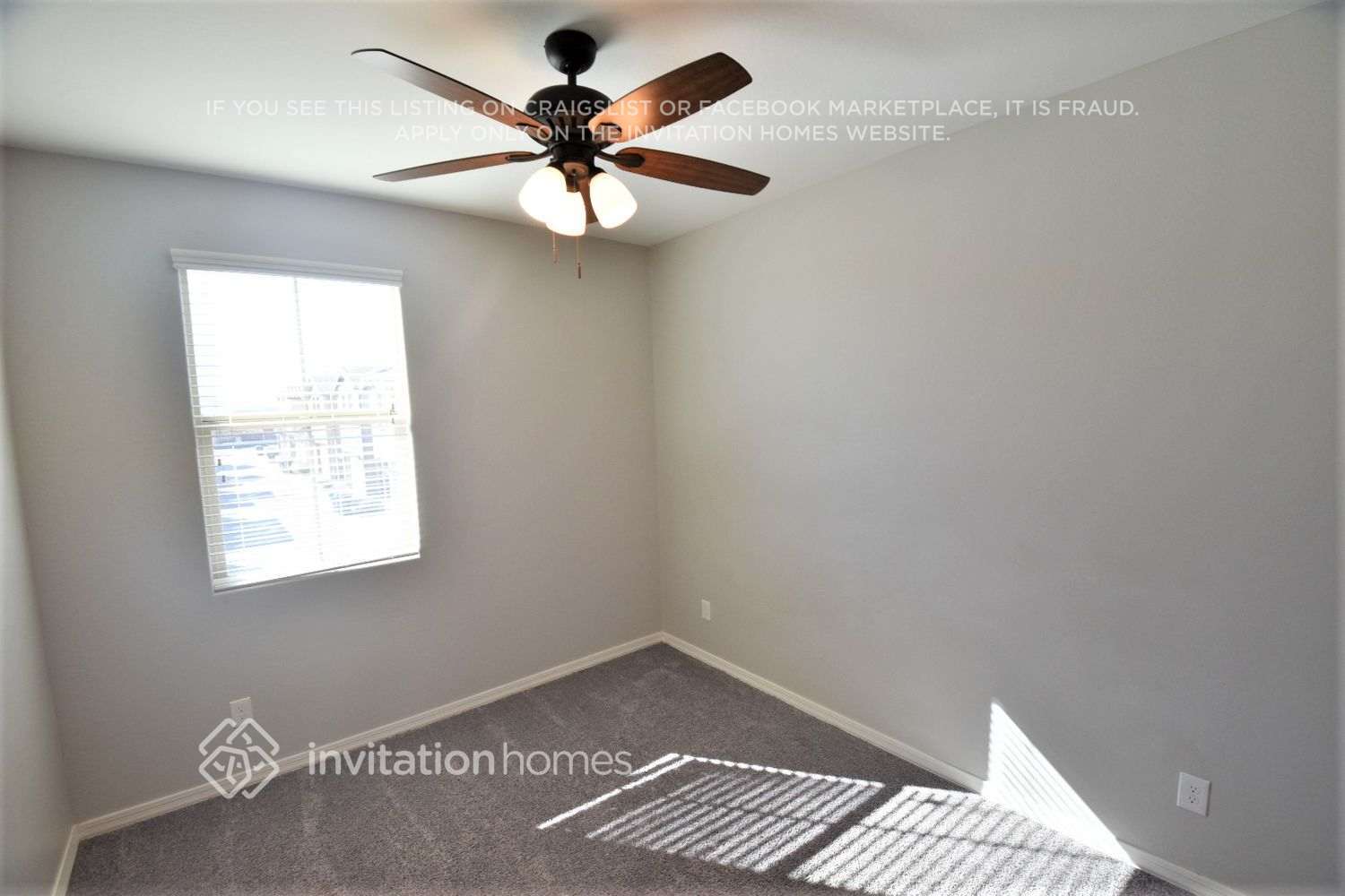 Building Photo - 3711 E Galveston St