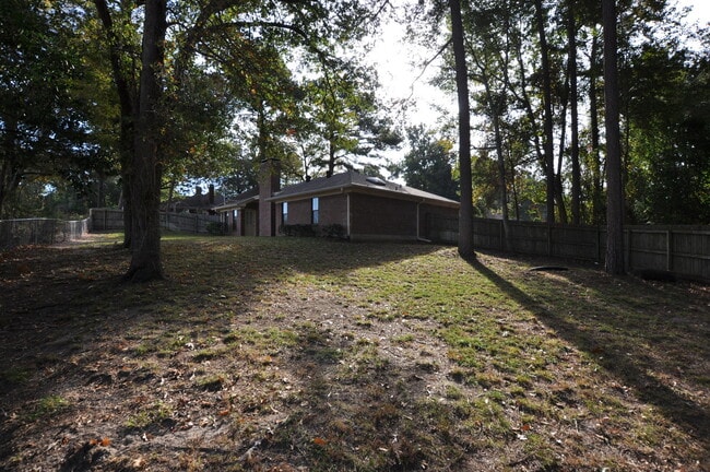 Building Photo - Coming Soon: Stunning 3 Bedroom, 2 Bathroo...