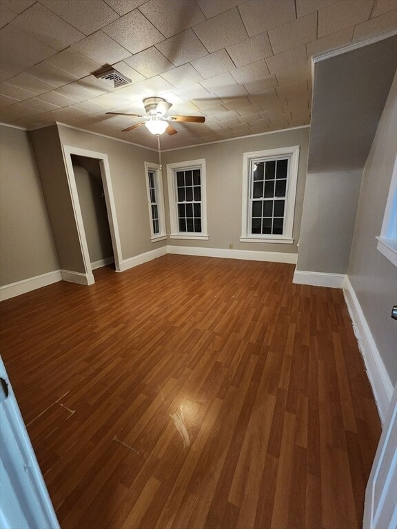 Building Photo - 17 Charles St