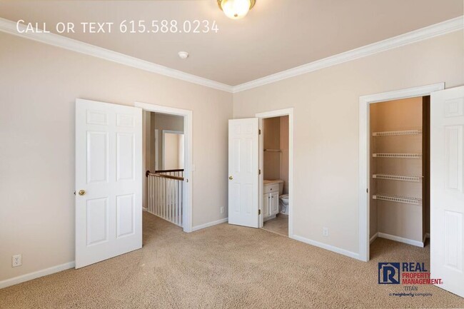 Building Photo - 1210 Olympia Pl
