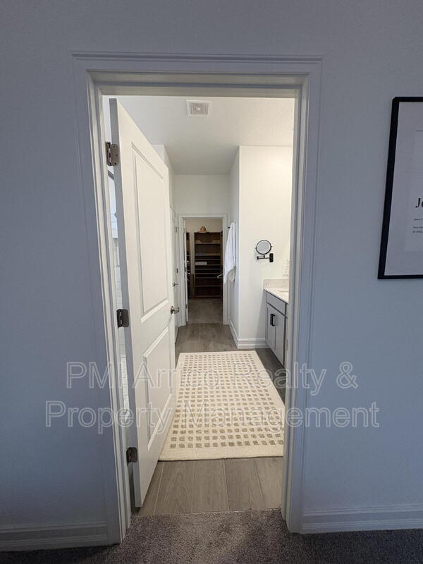 Building Photo - 11679 74th Cir E