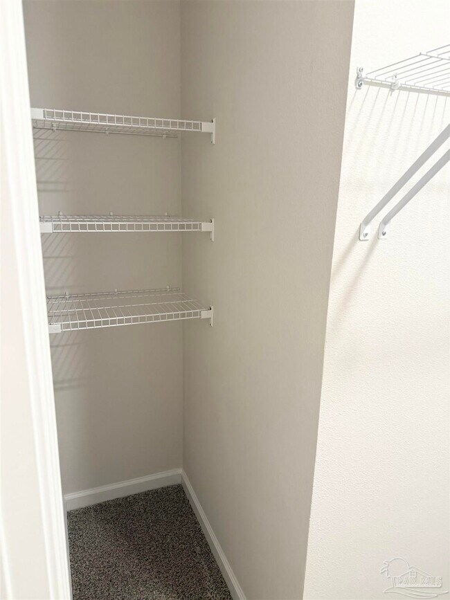 Building Photo - 4335 Redbay Ct