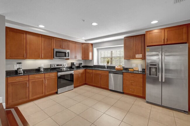 Building Photo - 8543 Kediaman Ave