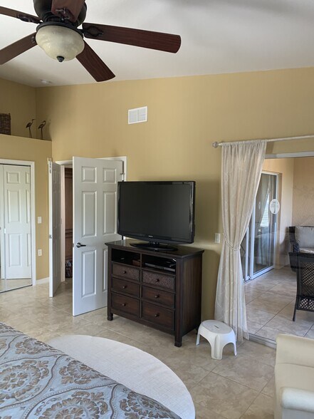 Building Photo - 26630 Rosewood Pointe Dr