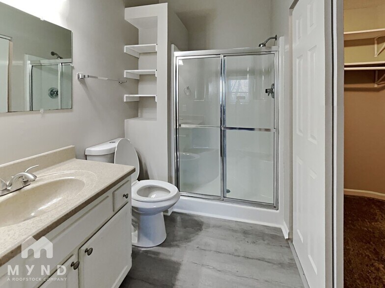 Building Photo - 5746 Prestonwood Dr