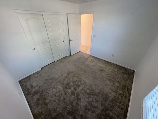 Building Photo - Beautiful Eastside Tucson  rental