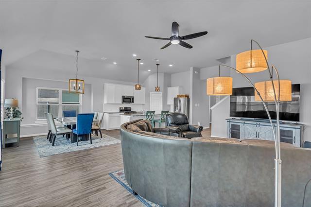 Building Photo - 6938 Prairieside Trl