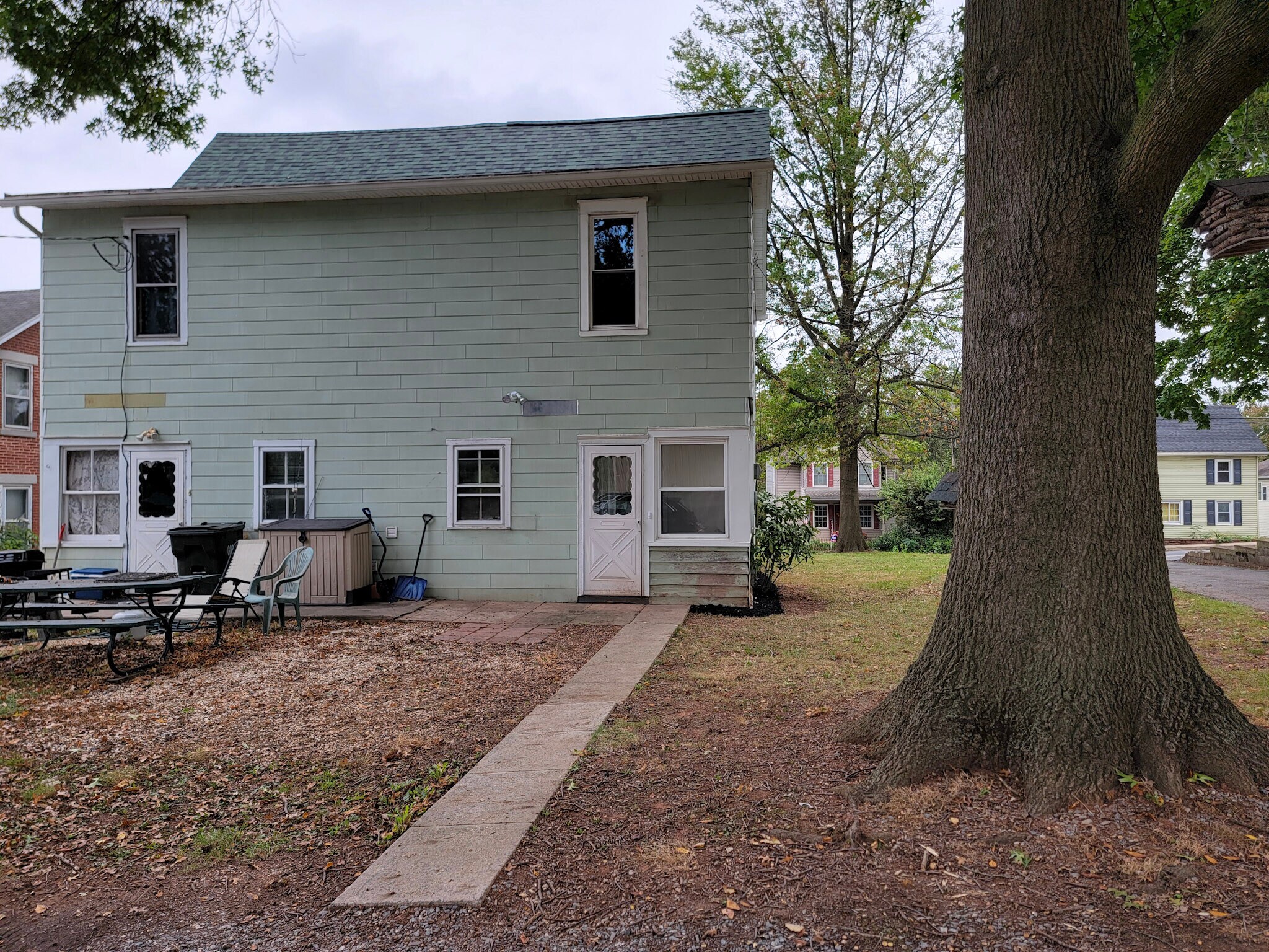 Building Photo - 97 N Reamstown Rd