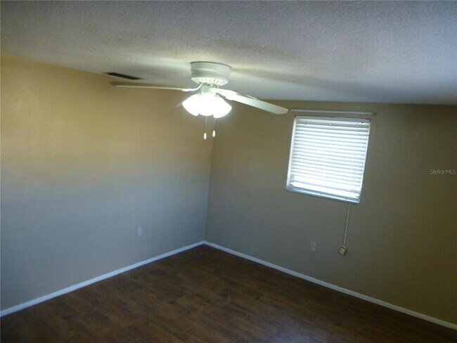 Building Photo - 6815 Alta Vista St