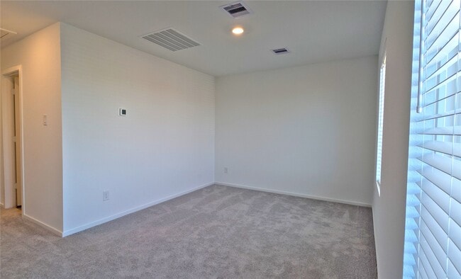 Building Photo - 16843 Old Wagon Wy