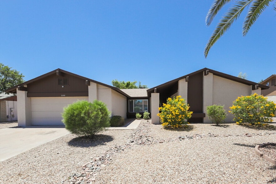 Primary Photo - 16444 N 46th Ln